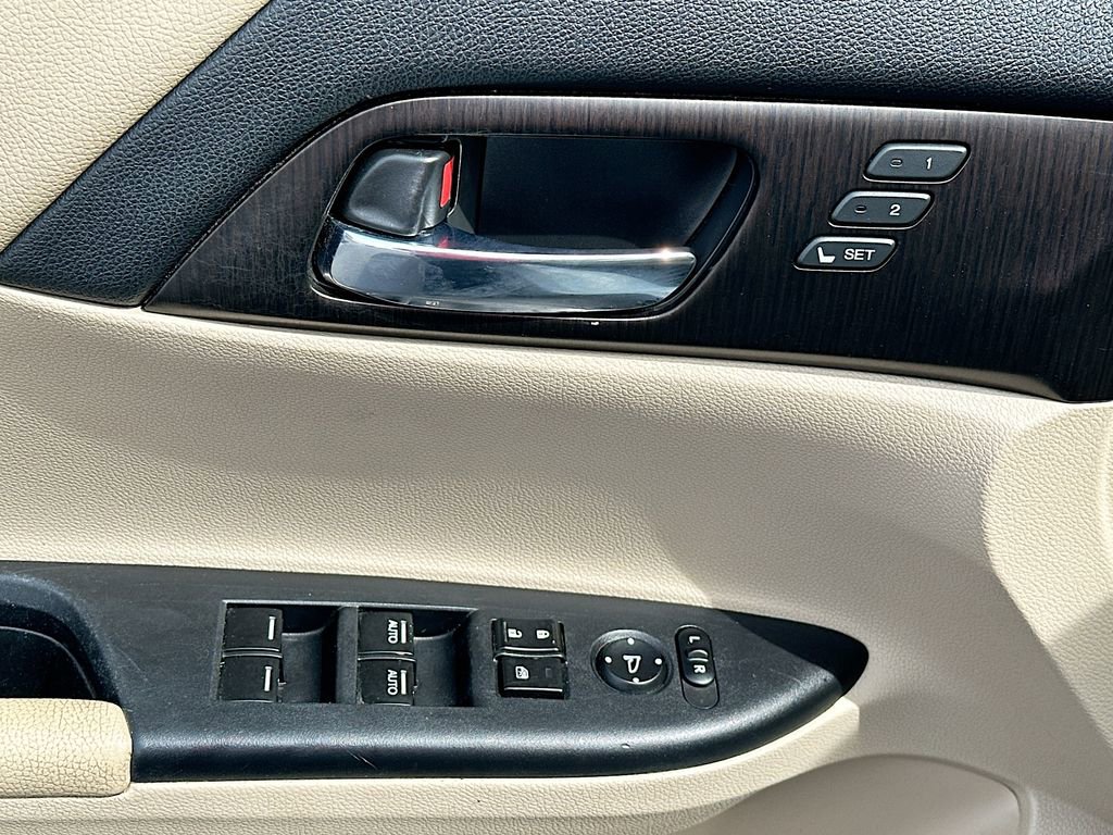 Used 2015 Honda Accord EX-L image 20