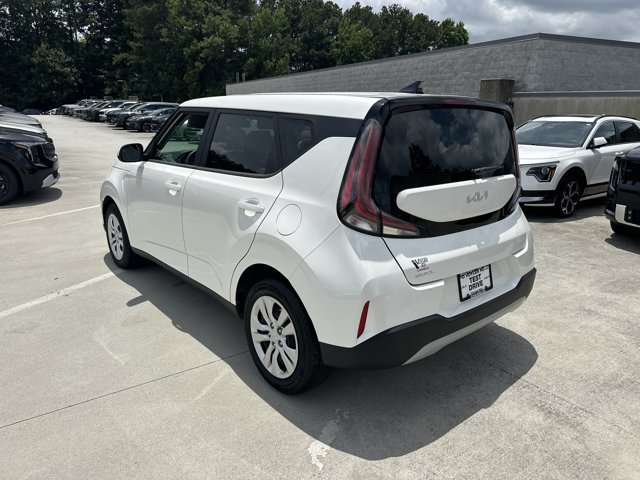 Certified 2023 Kia Soul LX FWD image 8
