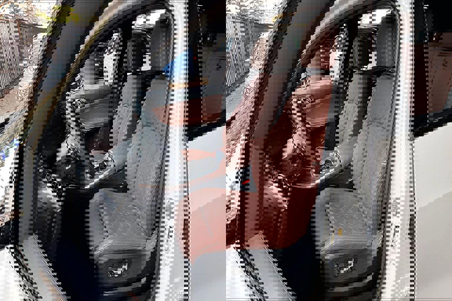 Certified 2025 BMW X5 sDrive40i w/ Executive Package image 7