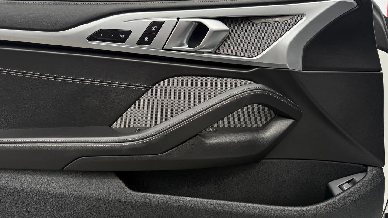 Used 2019 BMW M850i xDrive Convertible image 12