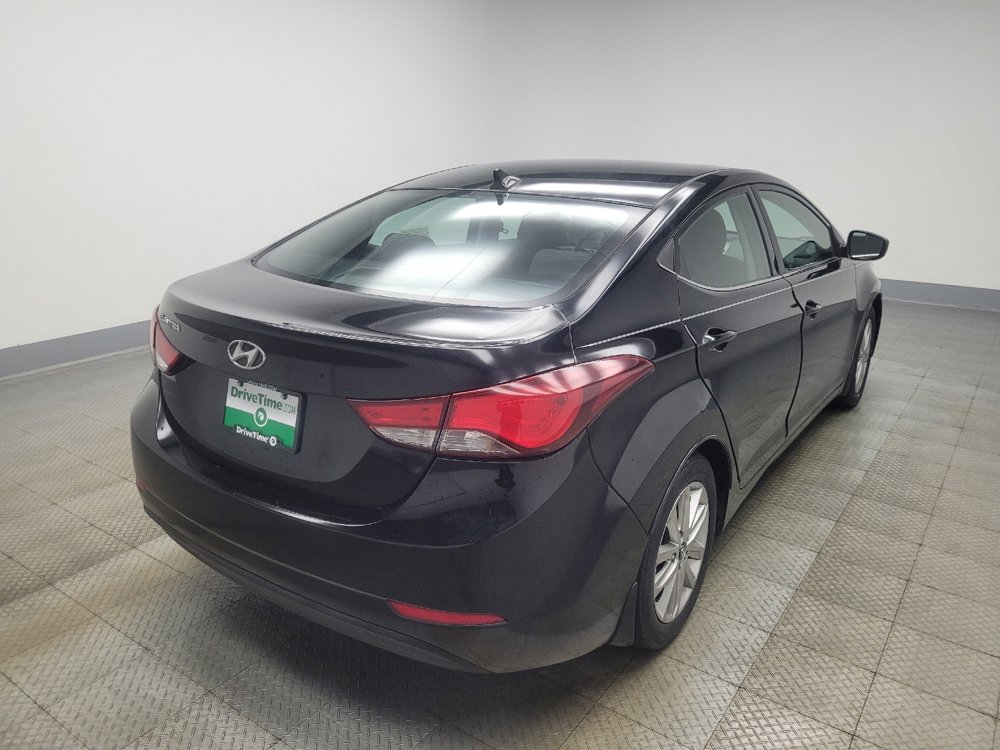 Used 2015 Hyundai Elantra SE w/ Option Group 03 FWD image 9