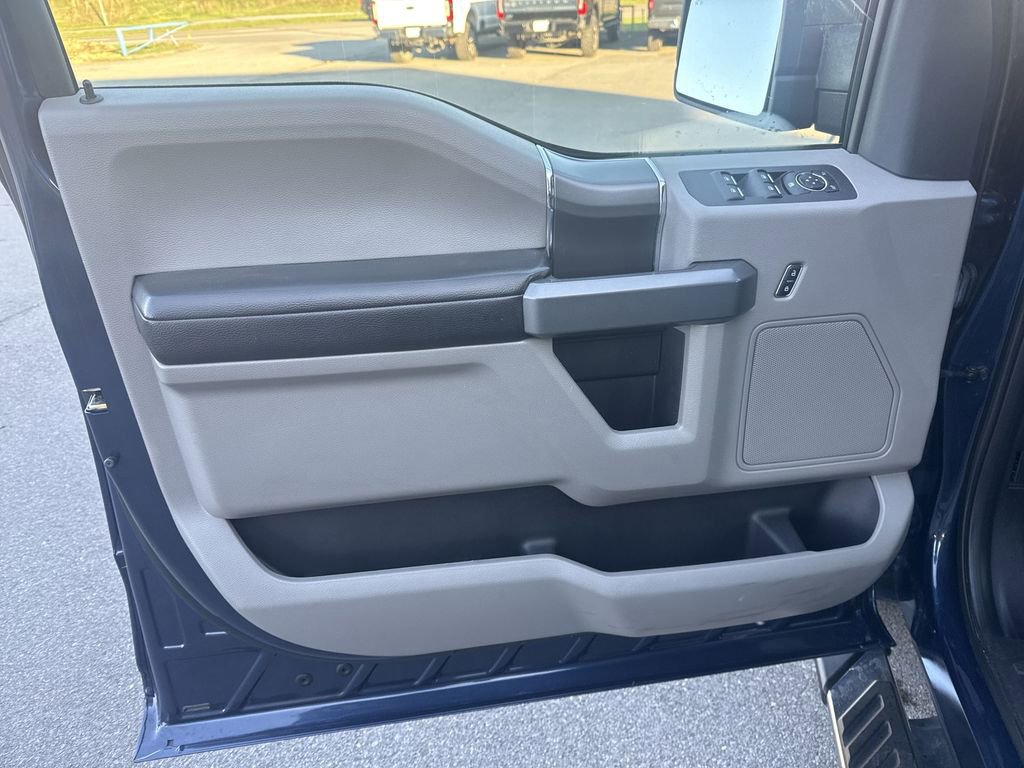 Used 2018 Ford F150 XLT w/ Equipment Group 302A Luxury AWD/4WD image 21