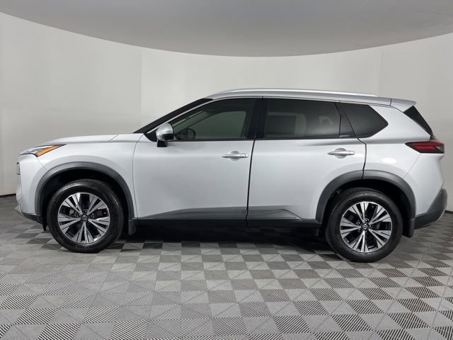 Used 2021 Nissan Rogue SV w/ Premium Package image 6