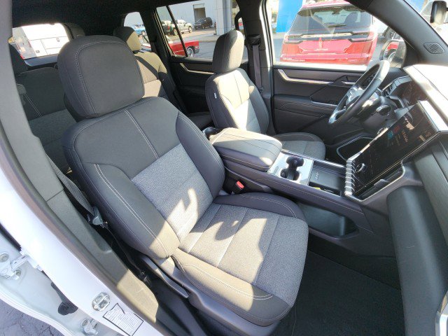 Used 2025 GMC Acadia Elevation image 12