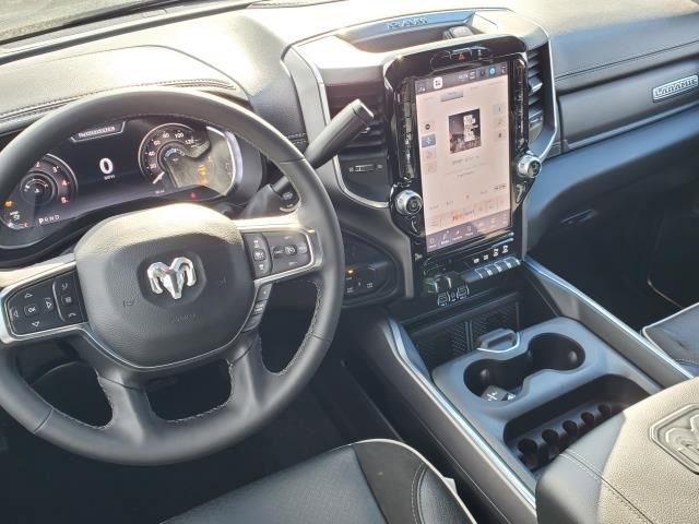 Used 2025 RAM 3500 Laramie image 27