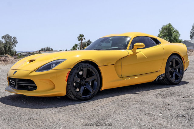 Used 2014 SRT Viper SRT-10 w/ Grand Touring Package RWD image 14