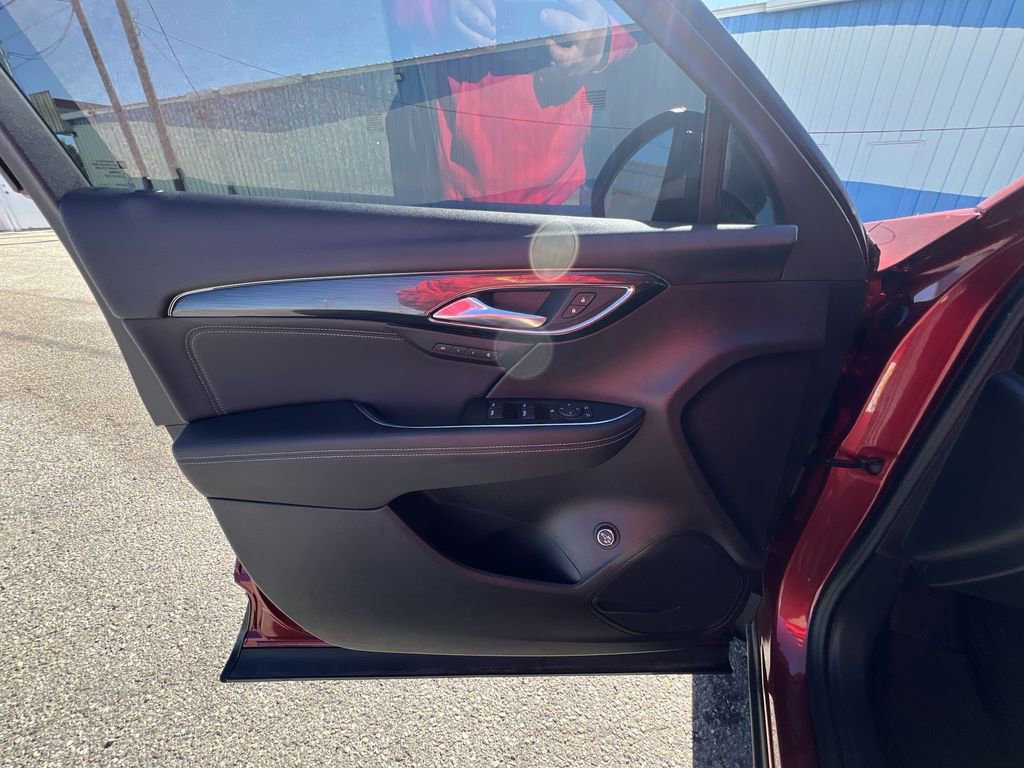 Certified 2023 Buick Envision Essence w/ Sport Touring Package image 22