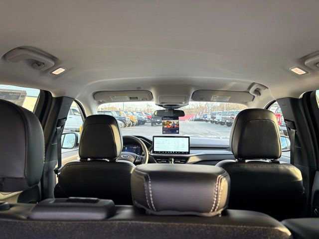 New 2026 Ford Escape SE w/ Class II Trailer Tow Package image 31