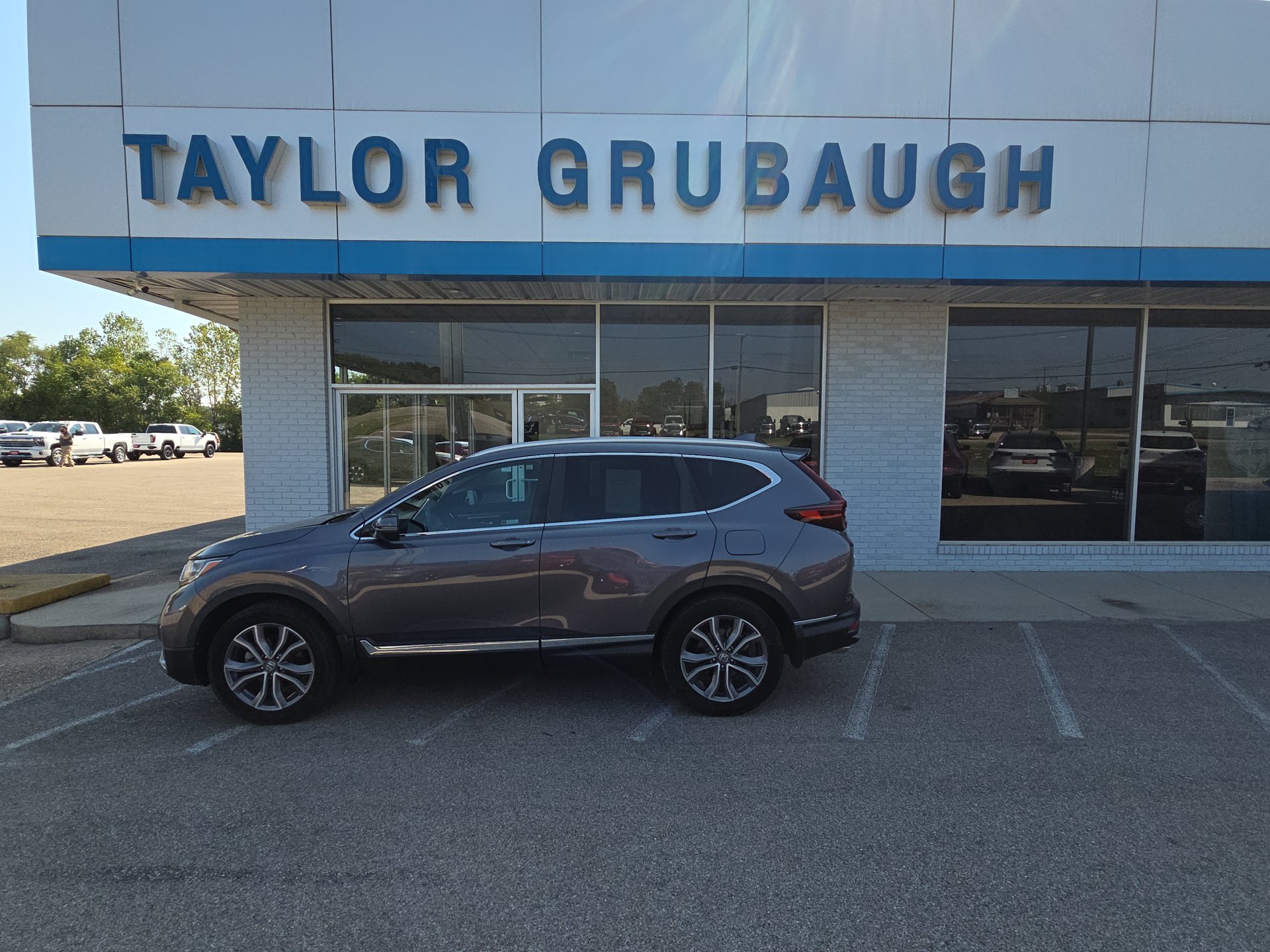 Used 2021 Honda CR-V Touring image 2