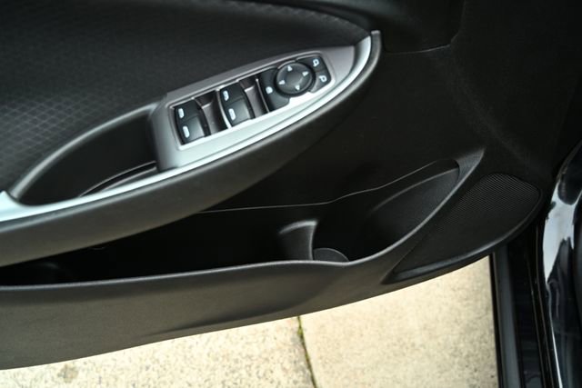 Used 2023 Chevrolet Malibu LT image 47