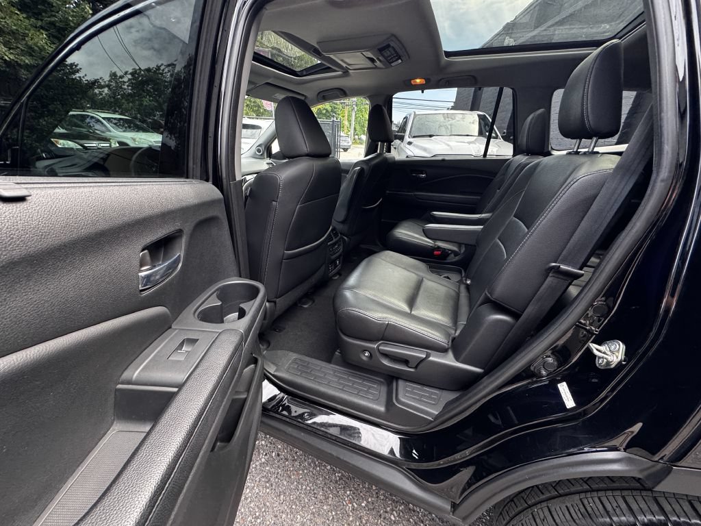 Used 2016 Honda Pilot Elite image 13