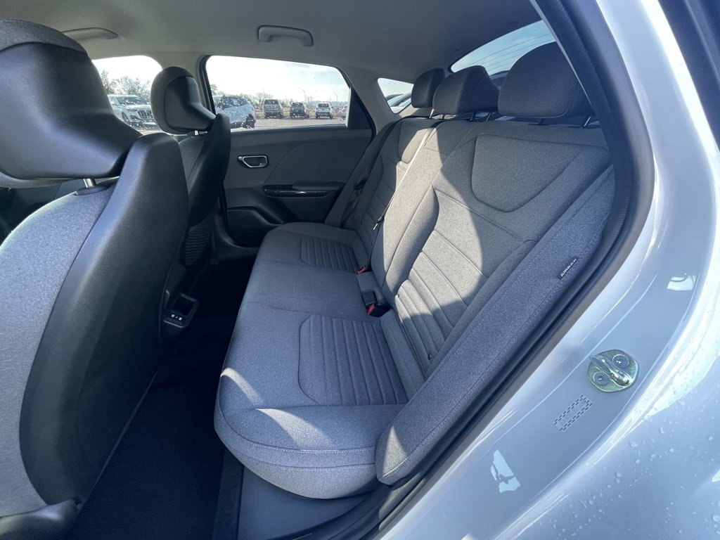 Certified 2025 Kia K4 EX image 25