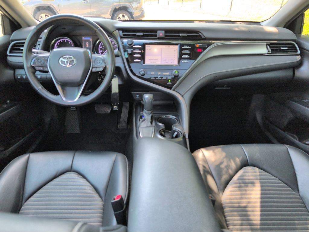 Used 2019 Toyota Camry SE FWD image 25