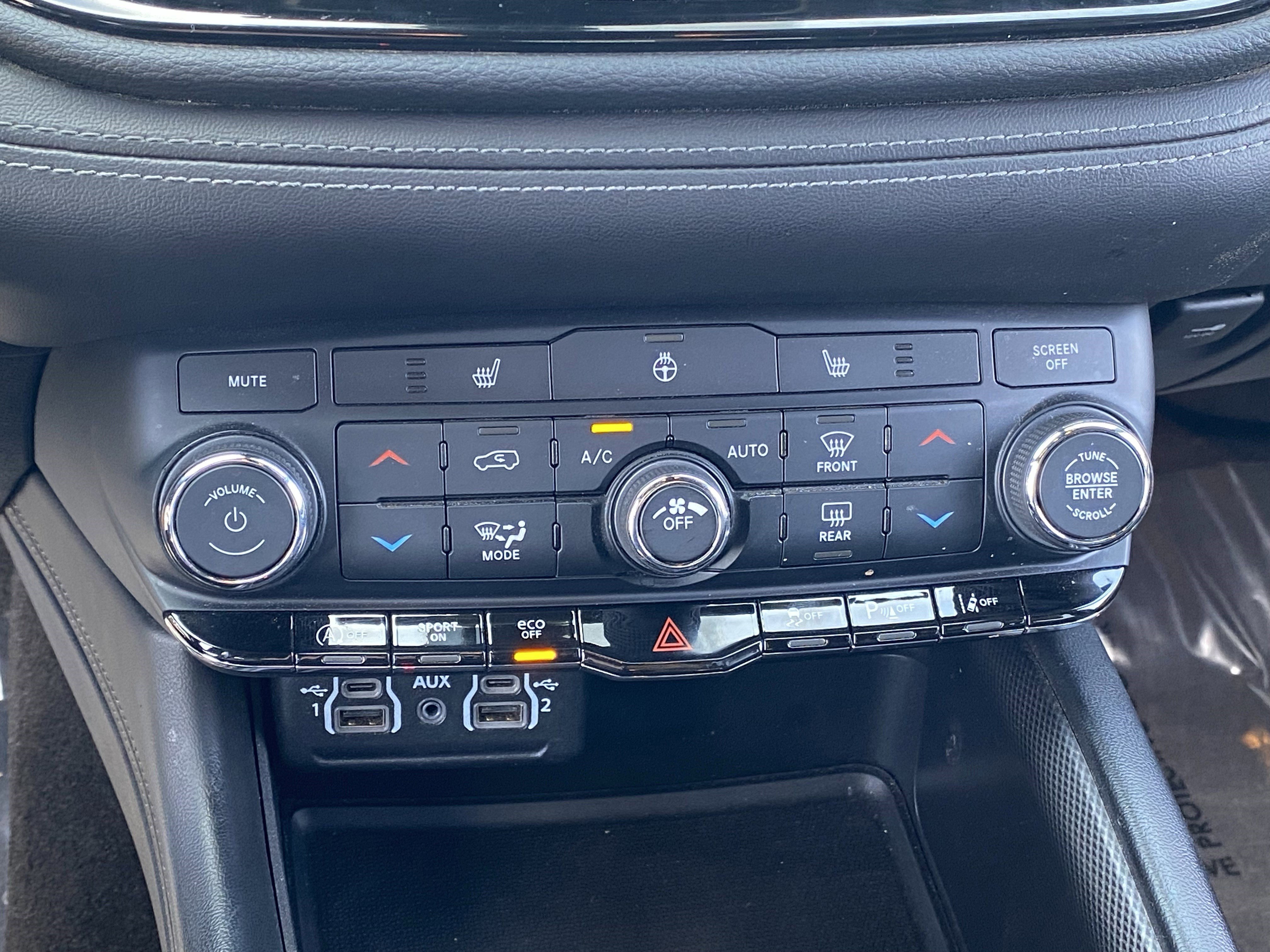 Used 2022 Dodge Durango GT AWD/4WD image 27