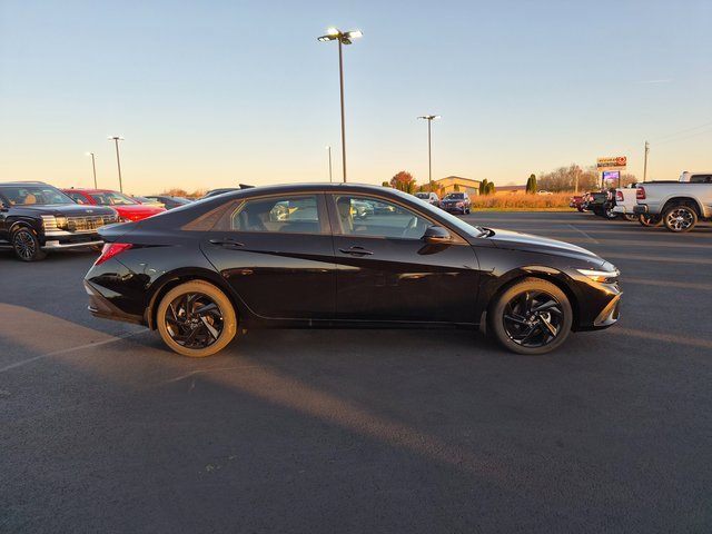 New 2026 Hyundai Elantra Sport image 25