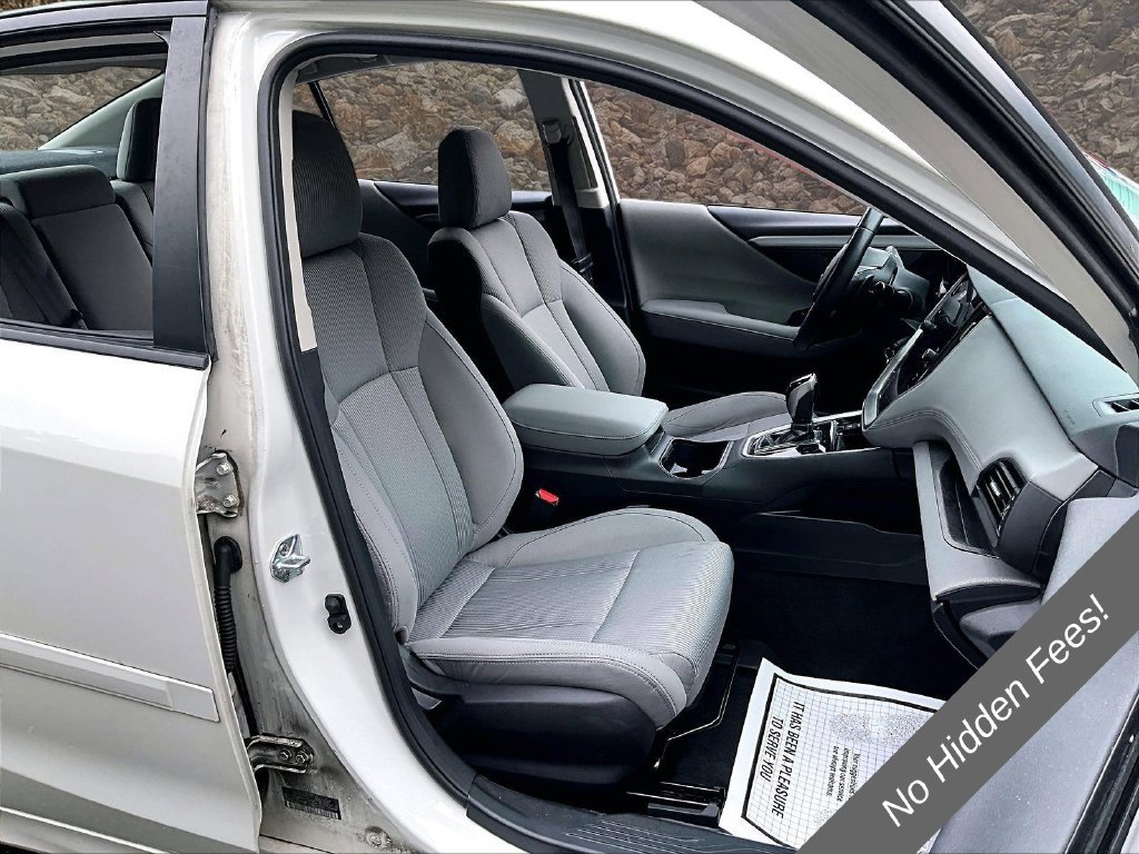 Used 2024 Subaru Legacy Premium AWD/4WD image 7