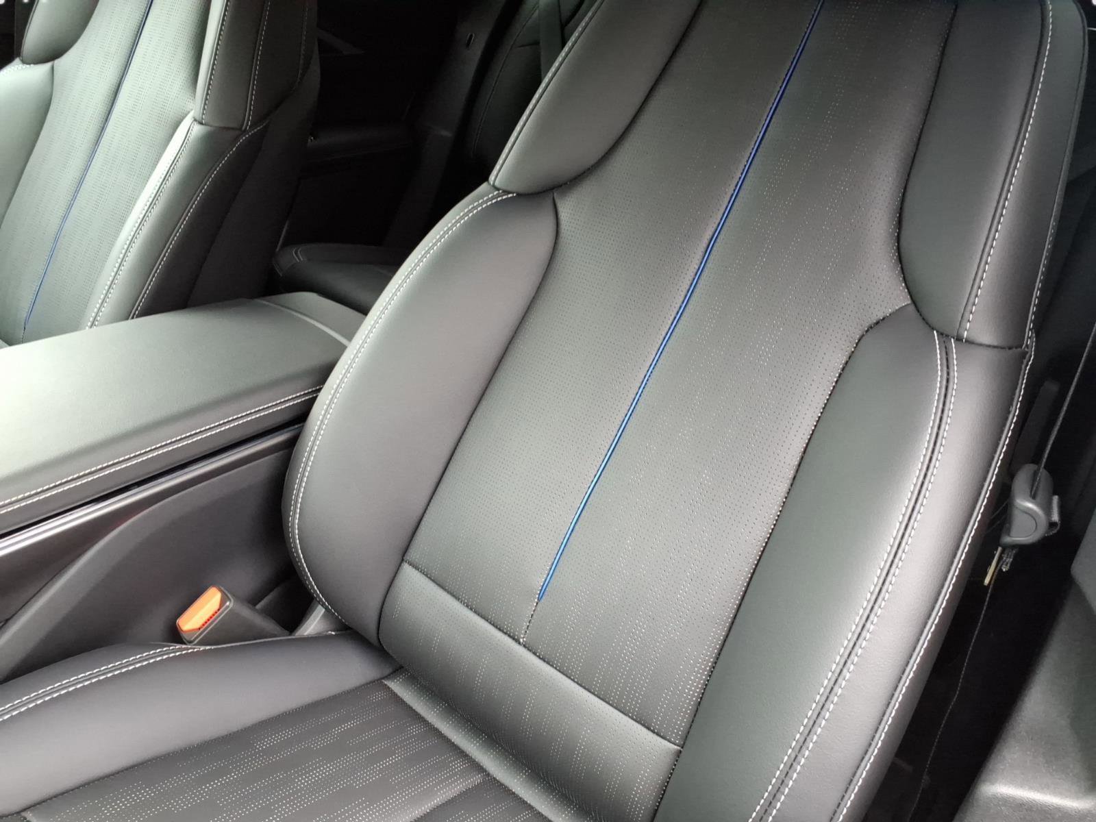 New 2026 Cadillac Lyriq Sport image 13