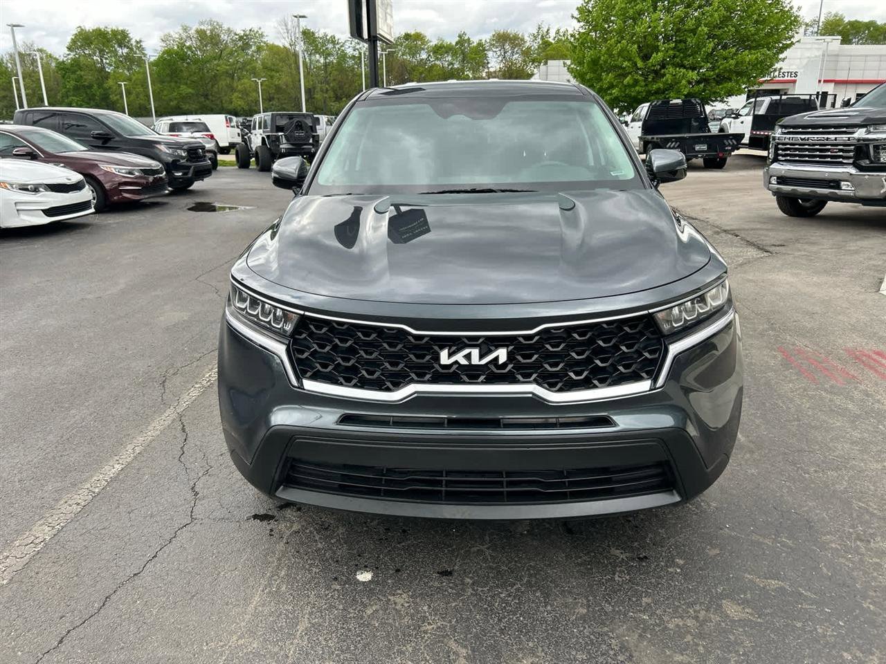 Used 2023 Kia Sorento LX FWD image 3