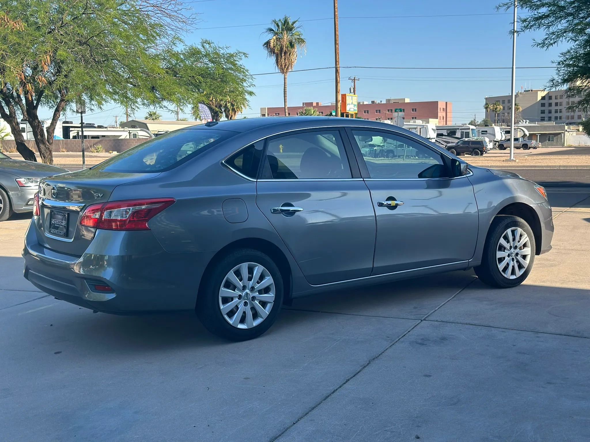 Used 2017 Nissan Sentra S FWD image 4