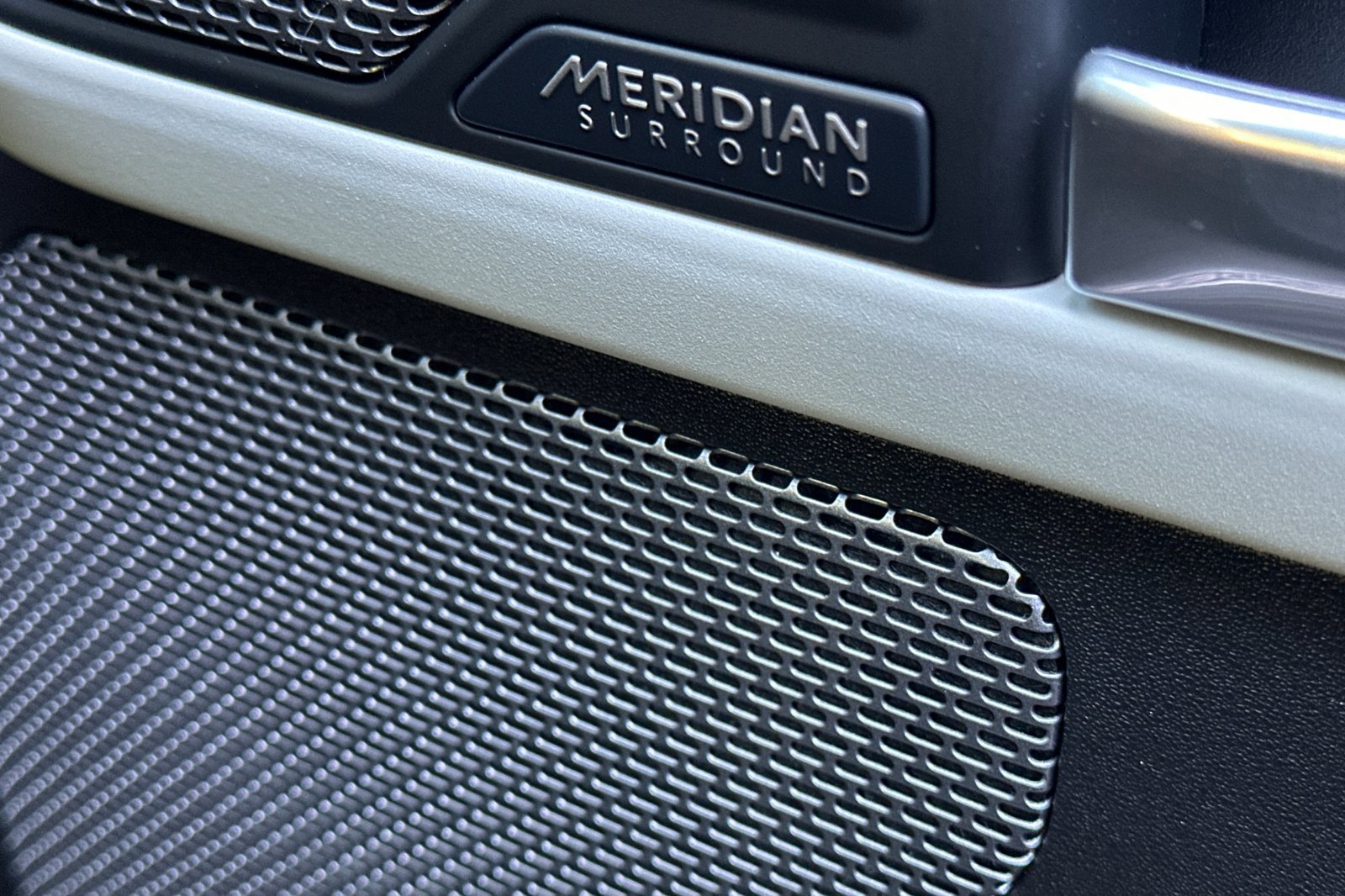 Used 2022 Land Rover Defender 110 Trophy Edition image 21