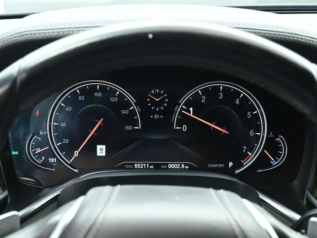 Used 2019 BMW 750i image 26