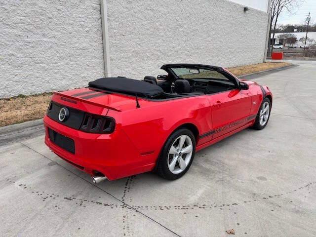 Used 2013 Ford Mustang GT RWD image 20