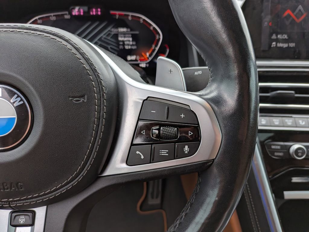 Used 2022 BMW 840i Convertible image 17