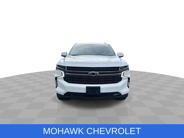 Used 2022 Chevrolet Suburban RST w/ Luxury Package AWD/4WD image 3