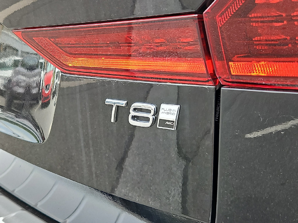 New 2026 Volvo XC60 T8 Plus w/ Protection Package Premier AWD/4WD image 22