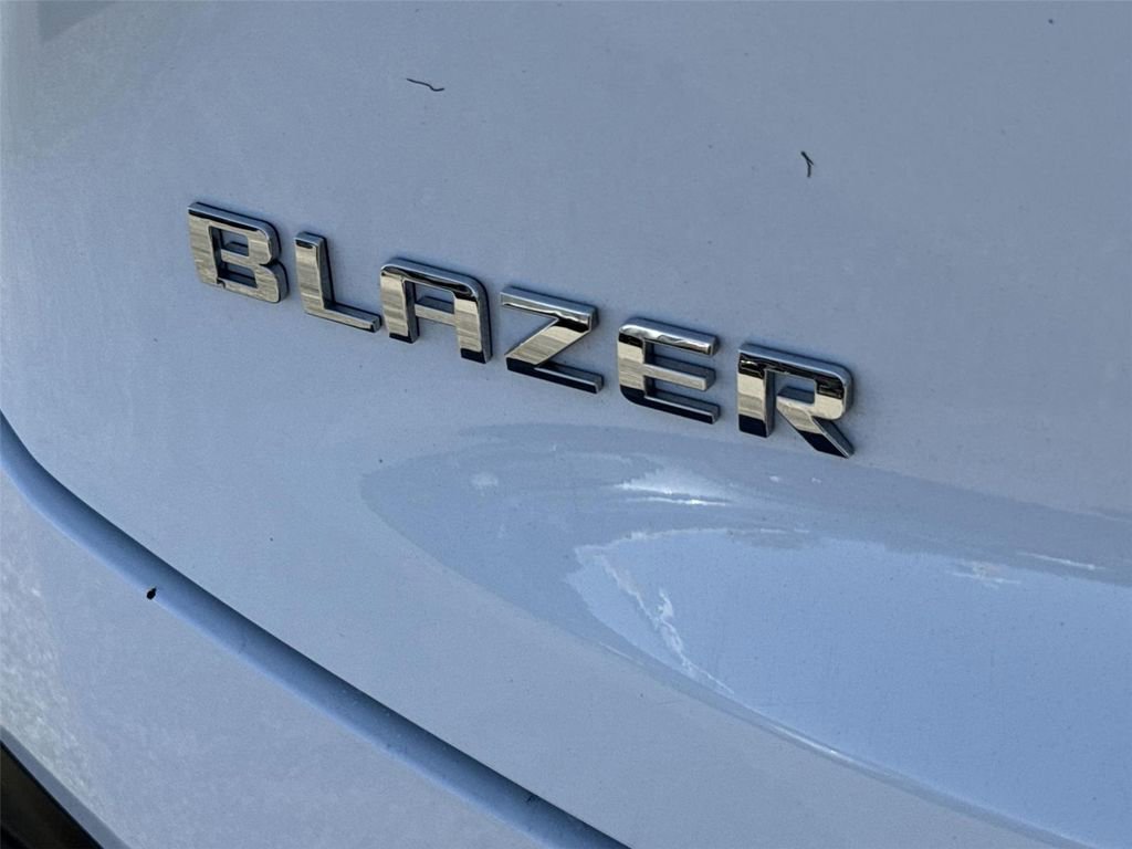 Used 2024 Chevrolet Blazer LT image 29