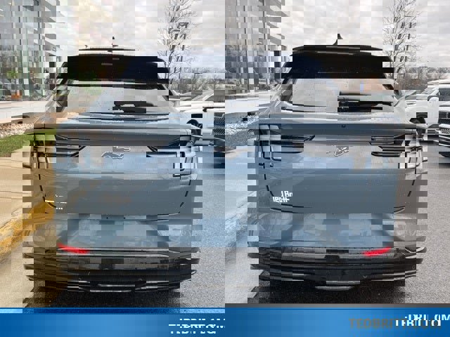 Used 2023 Ford Mustang Mach-E Premium image 7
