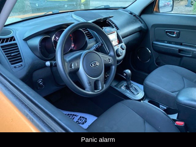 Used 2011 Kia Soul + w/ Audio Pkg FWD image 6