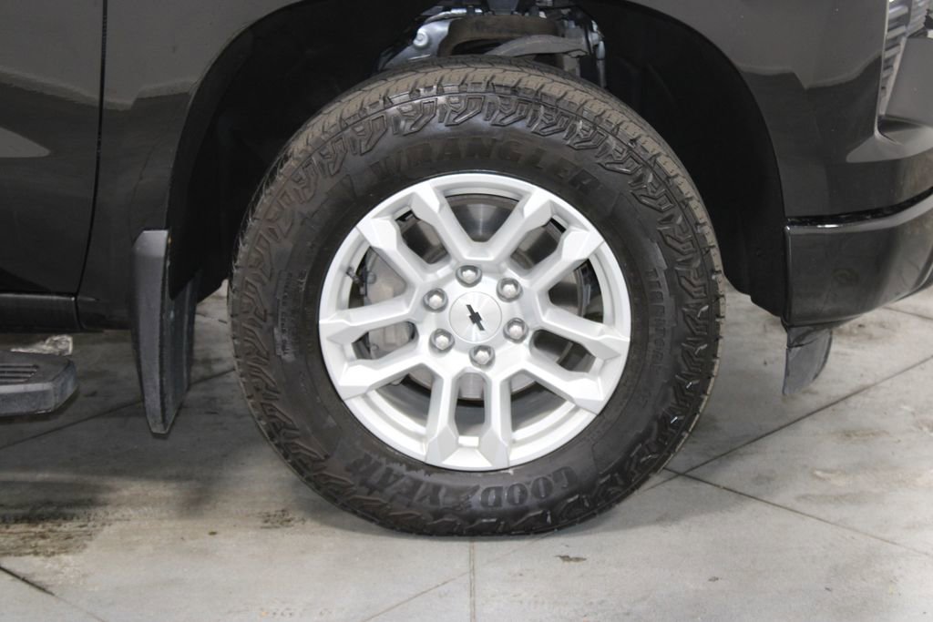 Used 2023 Chevrolet Silverado 1500 RST image 11