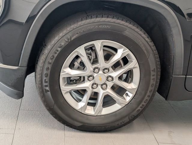 Certified 2020 Chevrolet Traverse LT w/ Driver Confidence II Package image 4