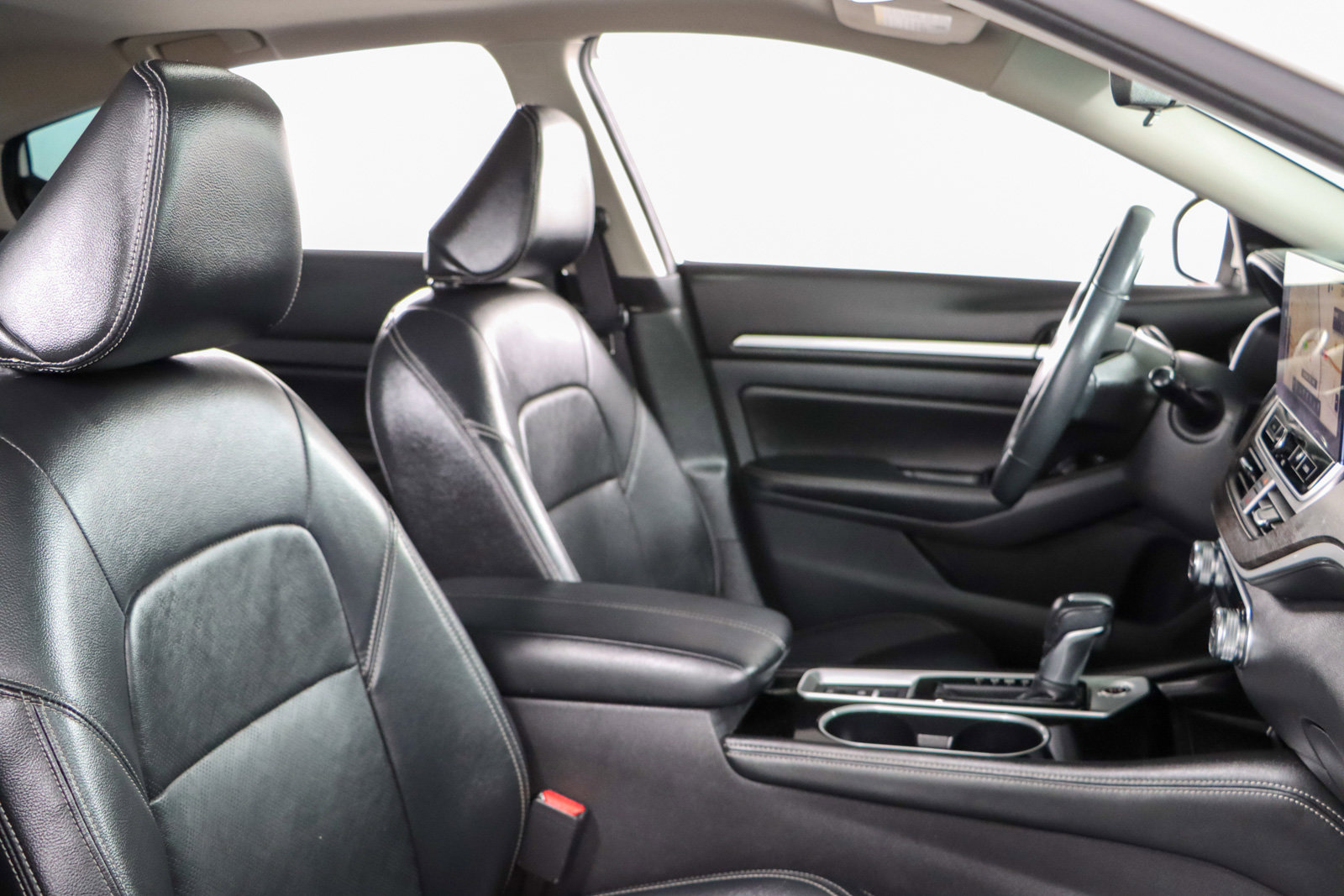 Used 2024 Nissan Altima 2.5 SL image 27