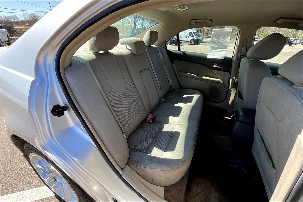 Used 2011 Ford Fusion SE w/ 201A Rapid Spec Order Code image 26