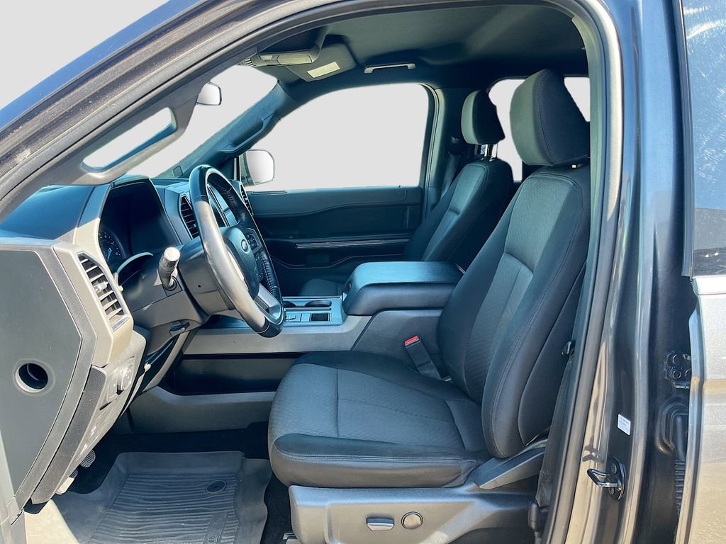 Used 2021 Ford Expedition Max XLT image 19