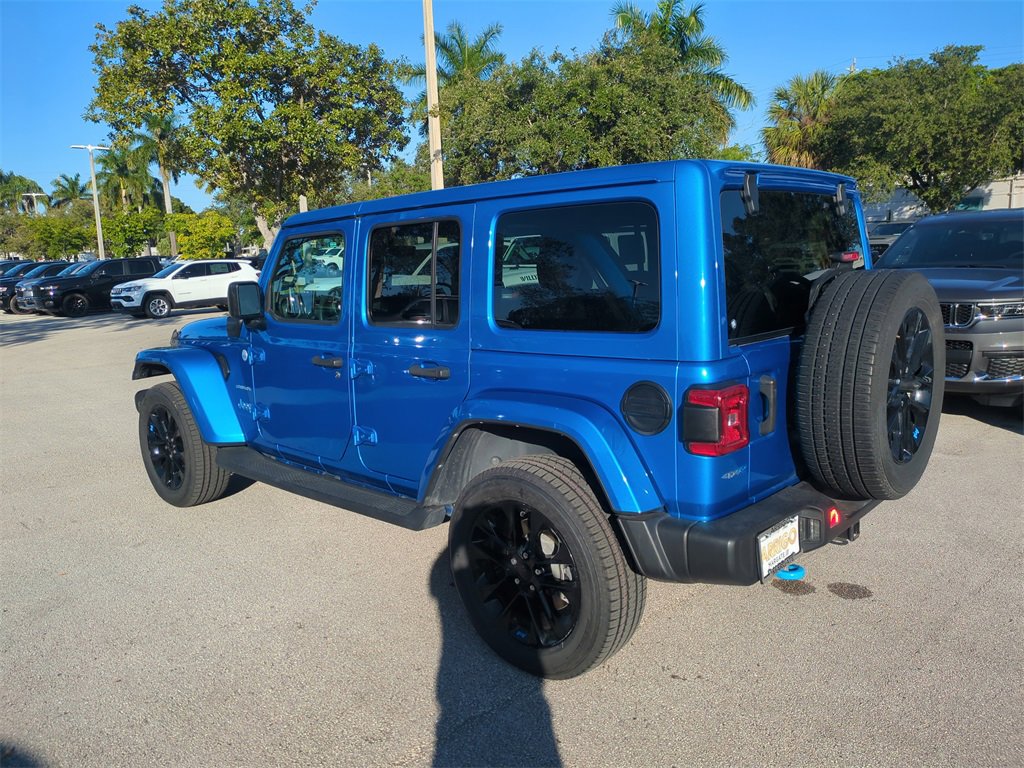 Used 2023 Jeep Wrangler Unlimited Sahara image 8