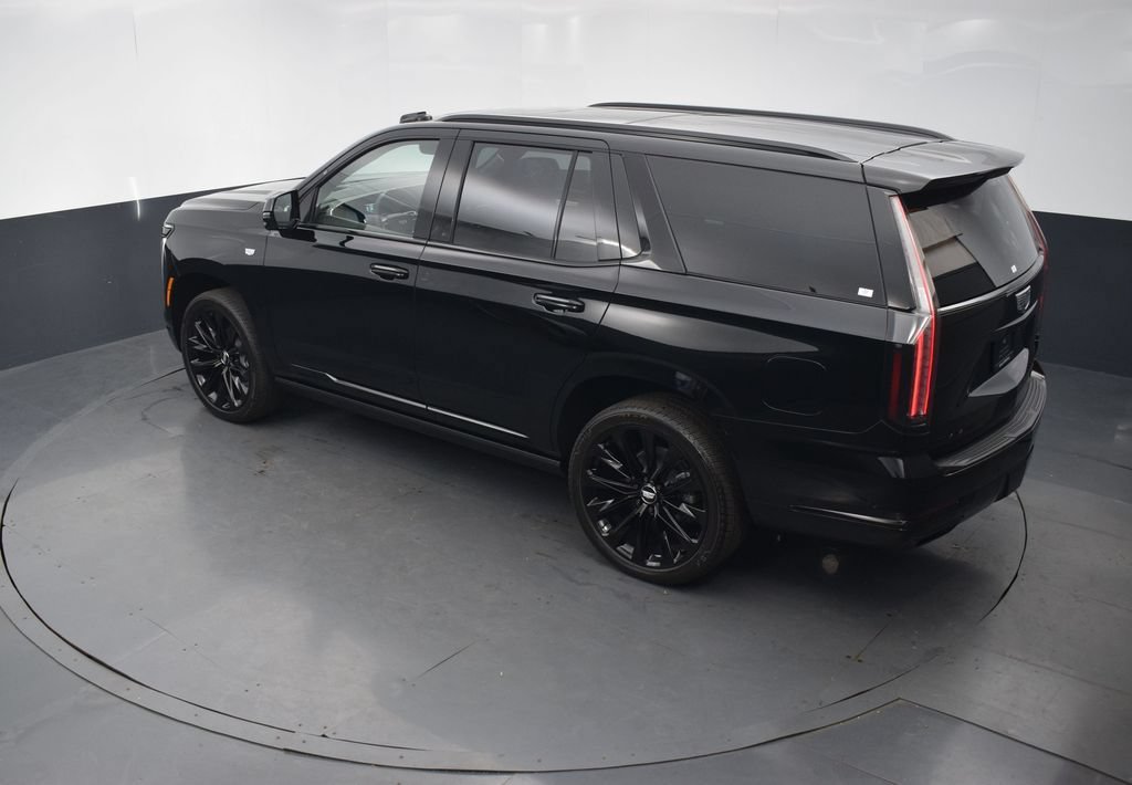Certified 2026 Cadillac Escalade Platinum Sport w/ LPO, ONYX Package AWD/4WD image 46