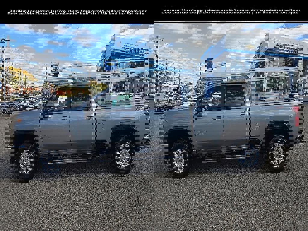 Used 2024 Chevrolet Silverado 2500 LT w/ Convenience Package image 6