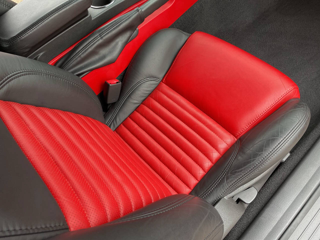 Used 2002 Ford Thunderbird RWD image 36