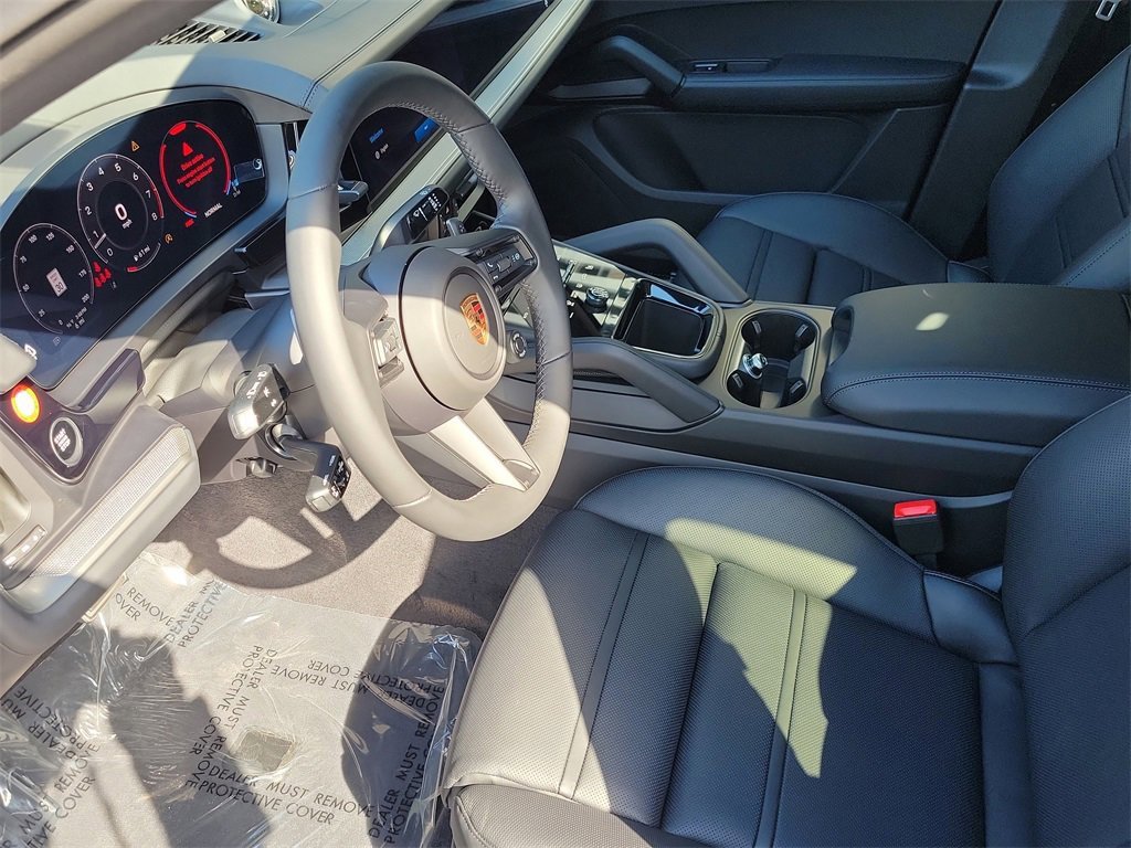 New 2026 Porsche Cayenne S image 4