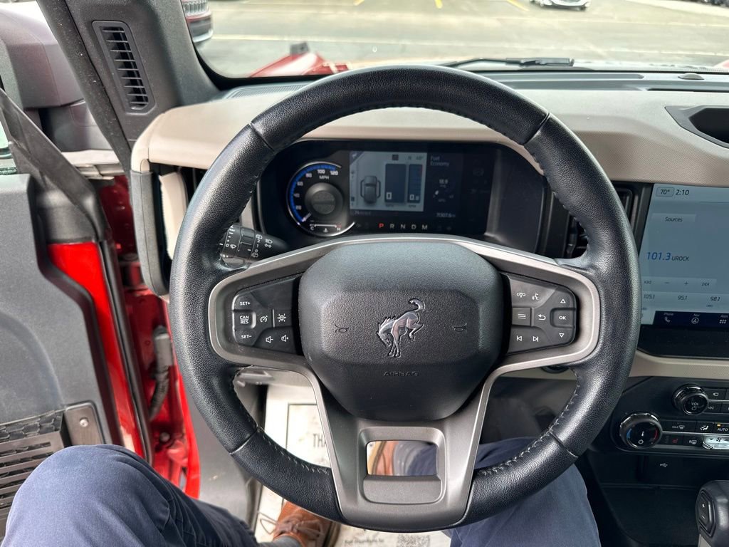 Used 2022 Ford Bronco Wildtrak image 17