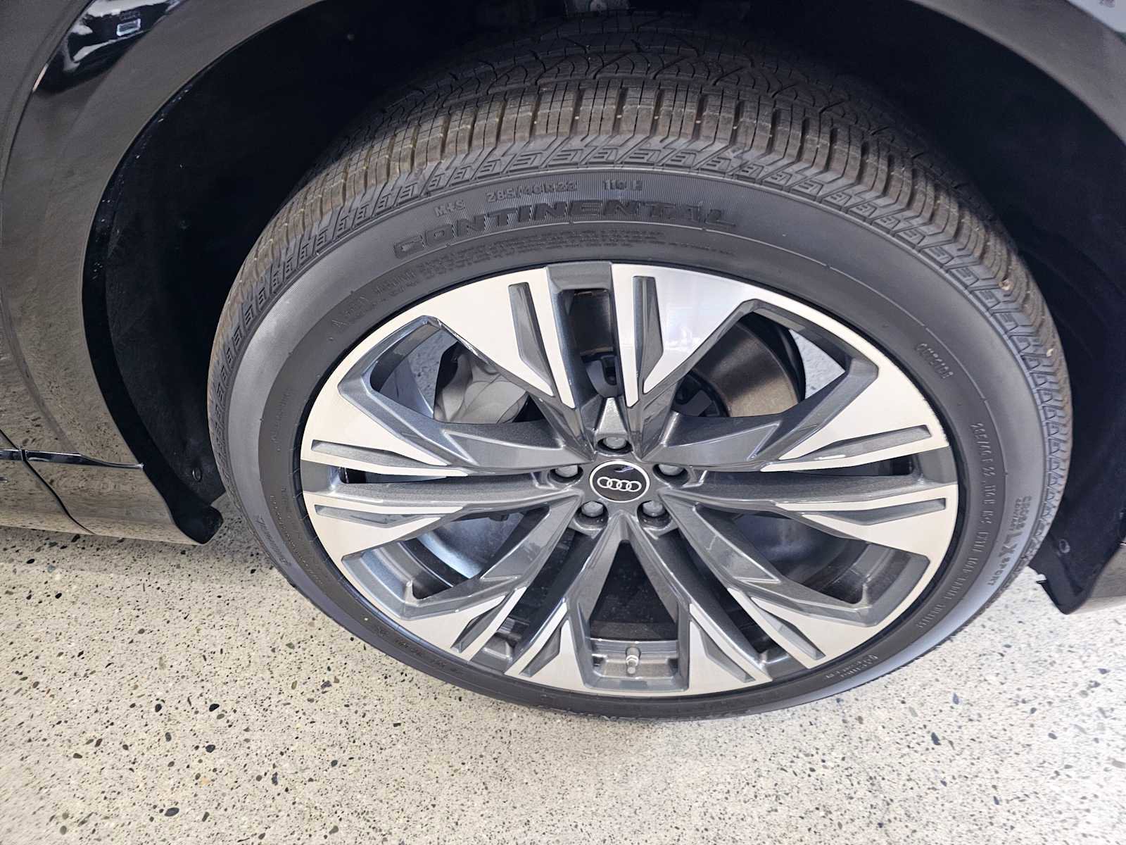 New 2025 Audi Q8 Premium Plus AWD/4WD image 10
