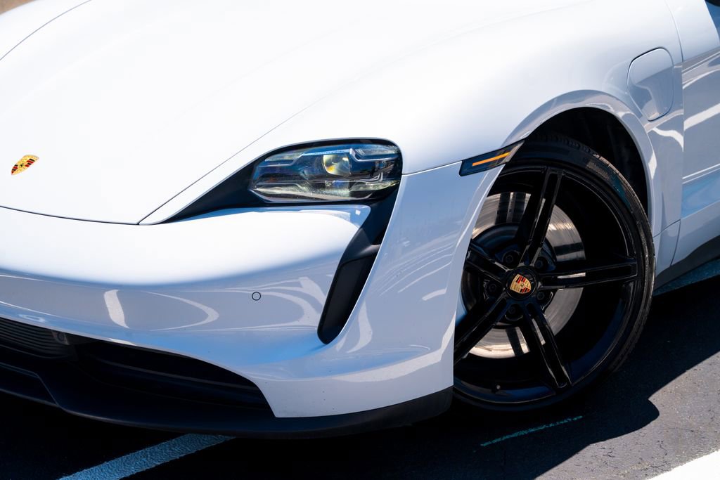 Used 2021 Porsche Taycan 4S AWD/4WD image 3