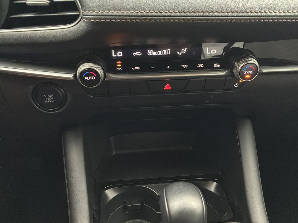 Used 2025 MAZDA MAZDA3 s Sport FWD image 21