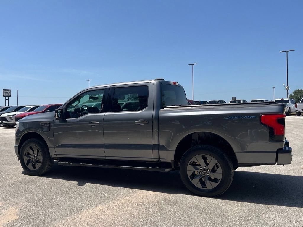 Used 2023 Ford F150 Lightning XLT w/ Equipment Group 312A High AWD/4WD image 7