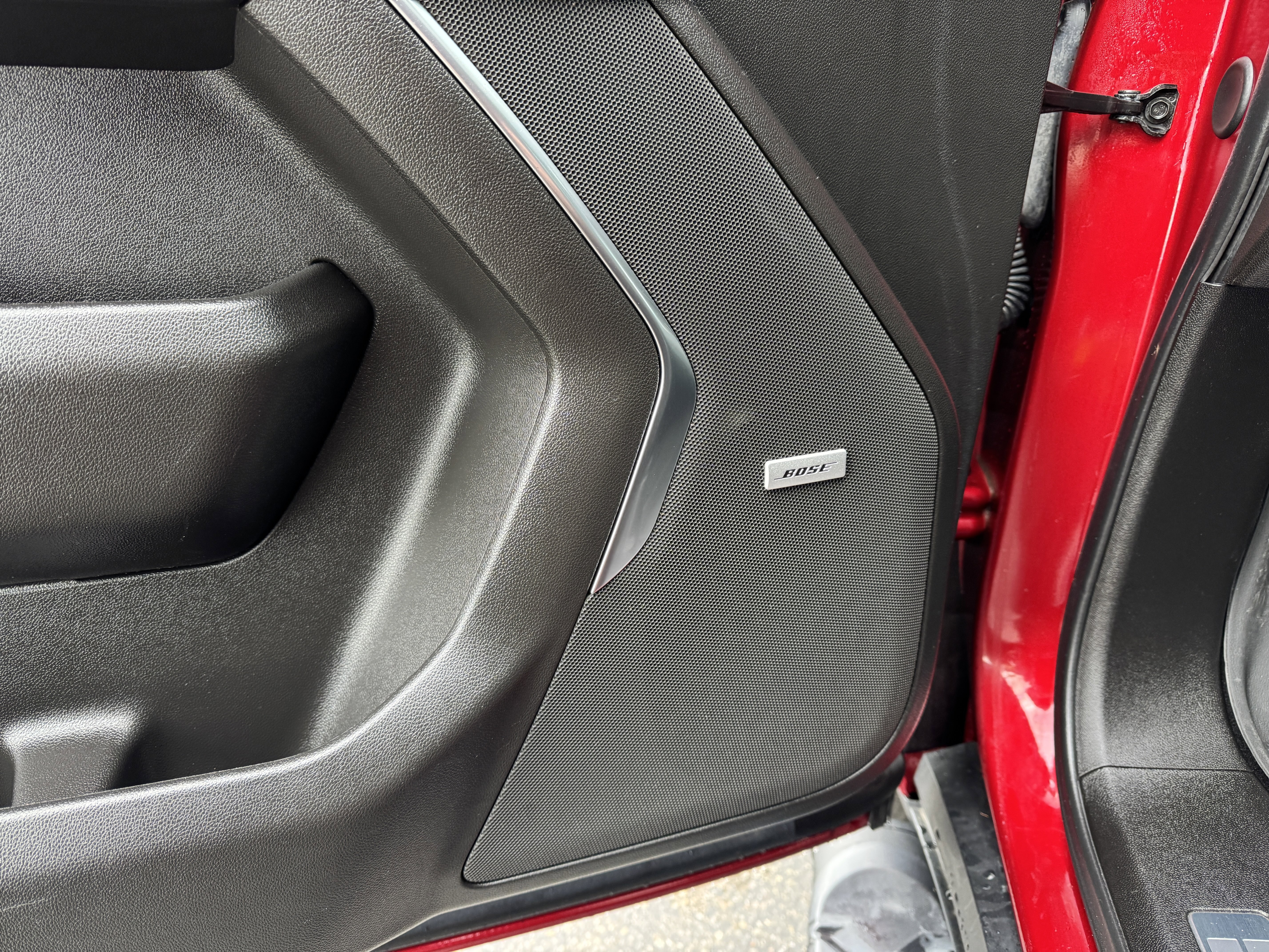 Used 2023 Chevrolet Tahoe Z71 w/ Z71 Off-Road Package image 12