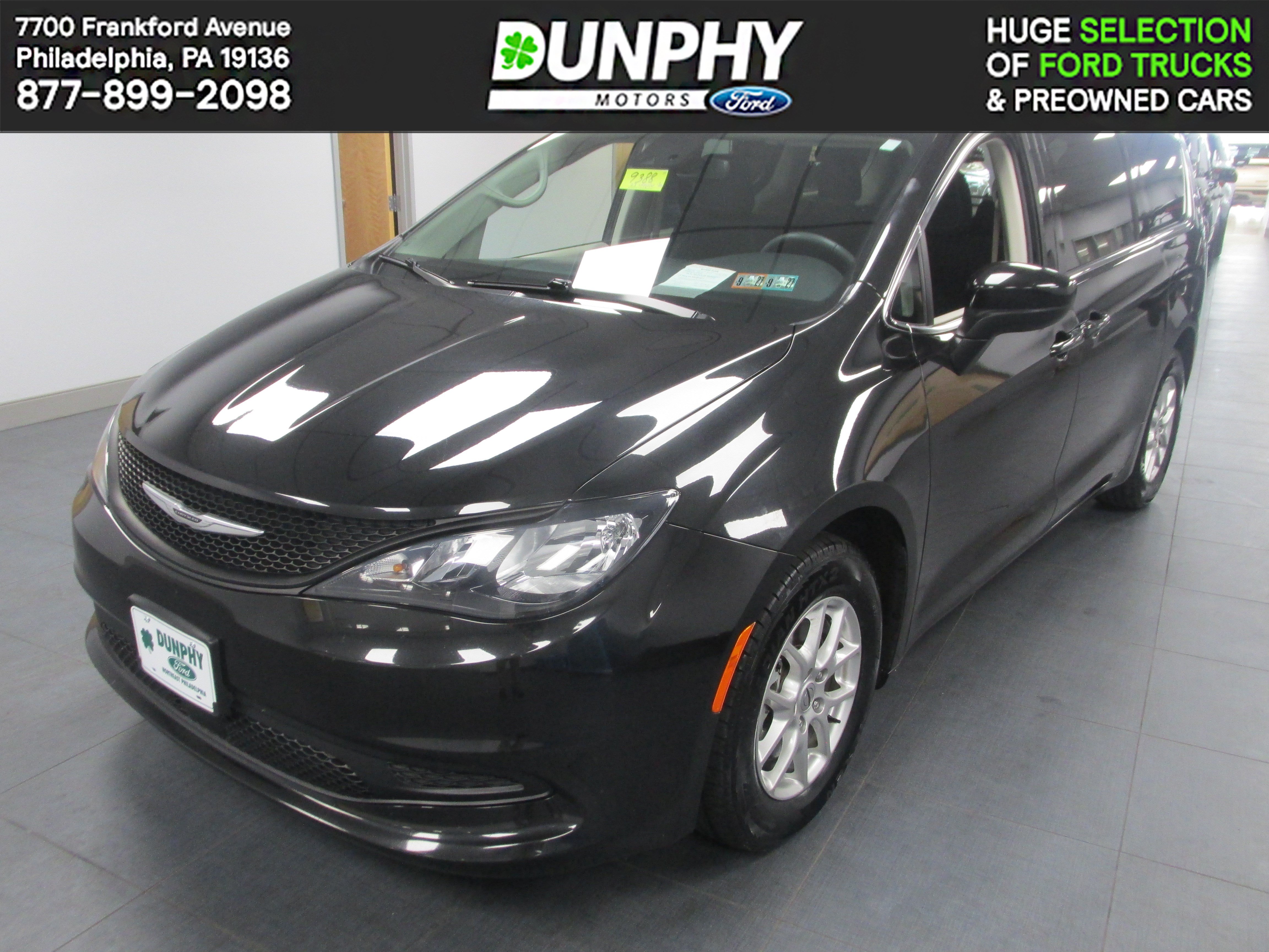 Used 2023 Chrysler Voyager LX
