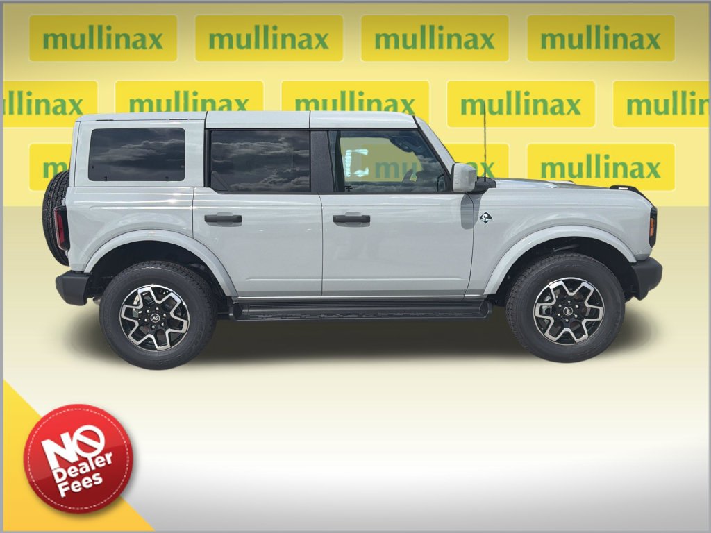 New 2026 Ford Bronco Outer Banks AWD/4WD image 2